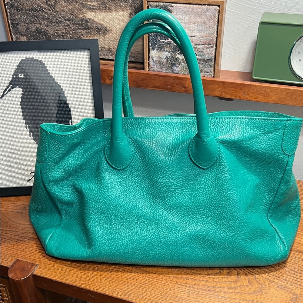 Mark & Graham Elisabetta Slouch Leather Handbag in Kelly Green Pebbled Leather